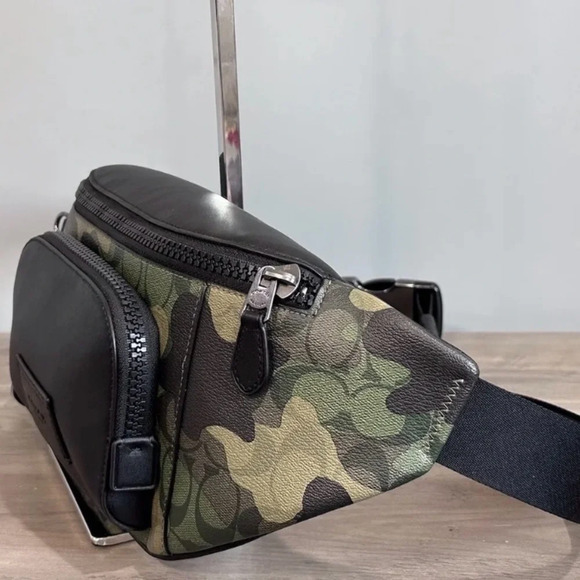 COACH Belt Bag In Signature Canvas Camo Print black Leather/Green Multi … - Picture 11 of 12